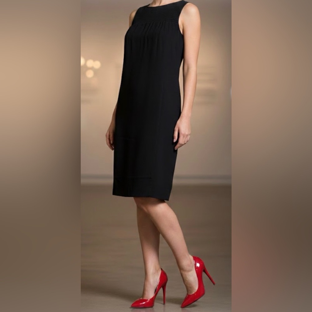 TAYLOR  100% SILK  Elegant Black Sleeveless Dress